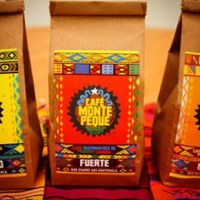 Produktaufkleber wie Flaschenetiketten